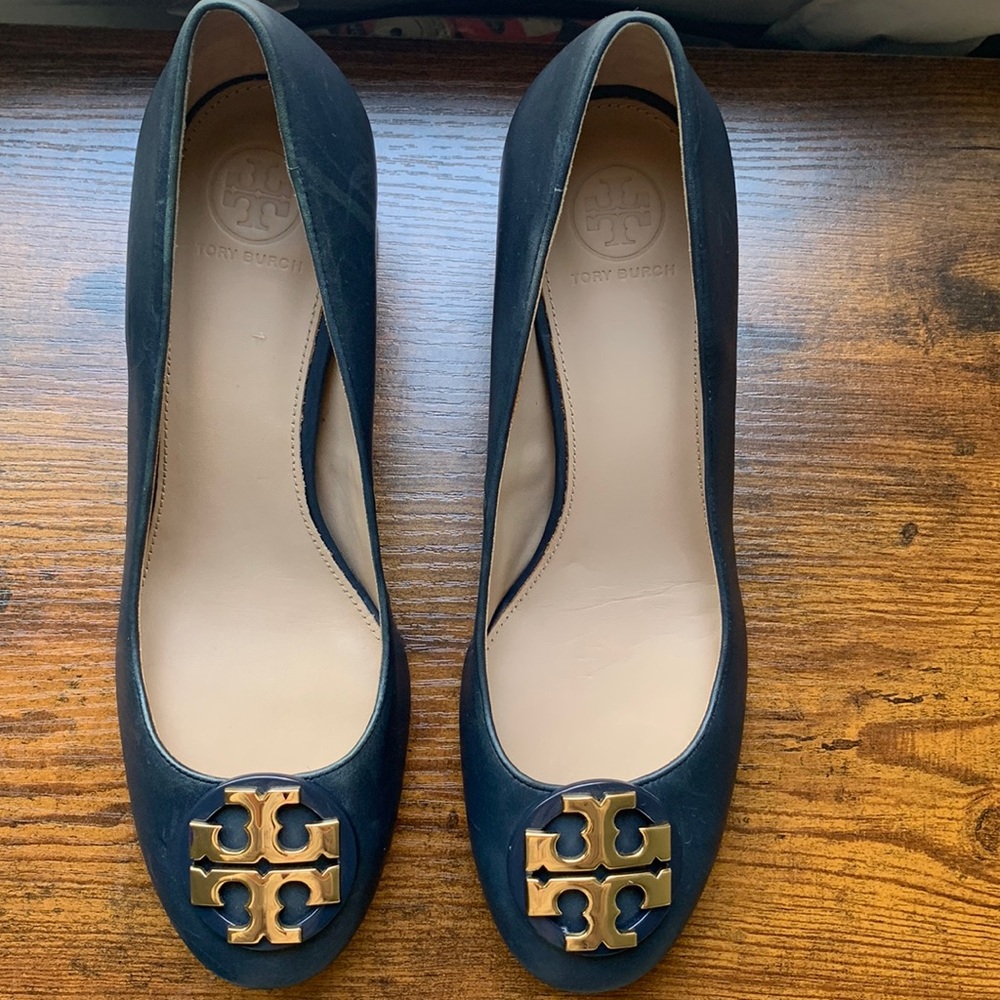 Tory Burch Navy Janey pumps 8